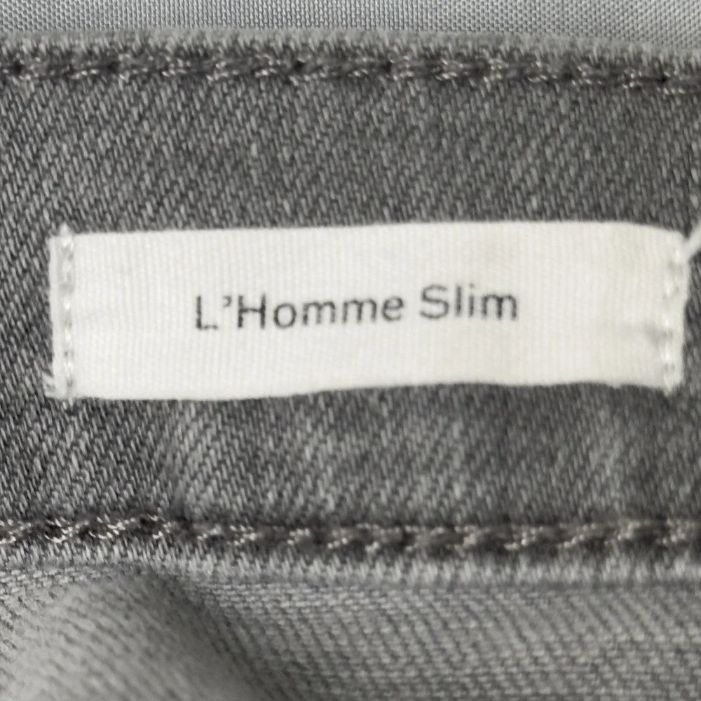 FRAME L'Homme Mens Slim Jeans in the color Castle Rock‎ -Gray Size 32